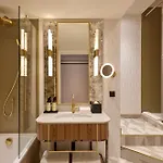 Saski Curio Collection By Hilton