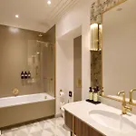 Saski Curio Collection By Hilton 5*