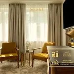 Hotel Saski Curio Collection By Hilton