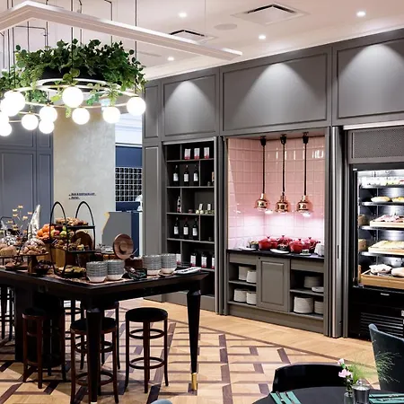 Saski Curio Collection By Hilton Hotel Cracovie