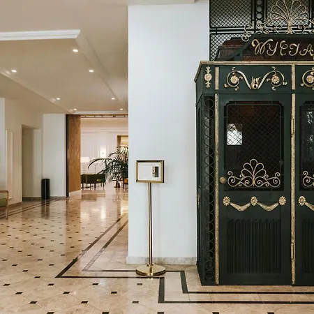 Hotel Saski Curio Collection By Hilton 5*