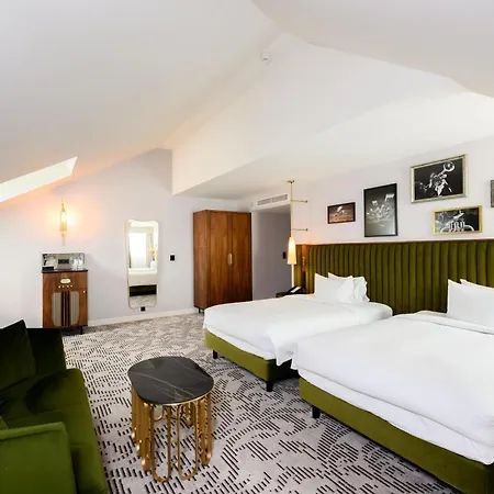 Отель Saski Curio Collection By Hilton 5*