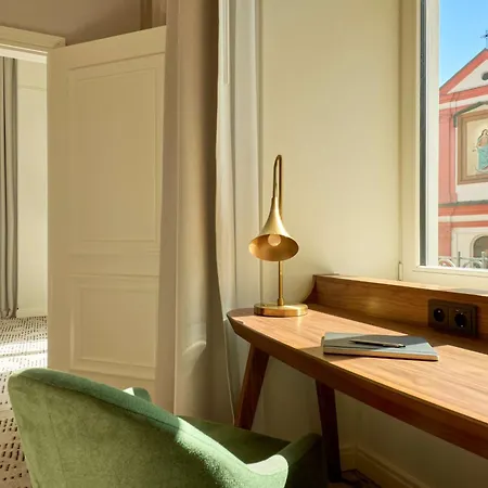 Hotel Saski Curio Collection By Hilton