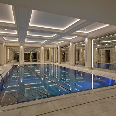 Hotel Saski Curio Collection By Hilton