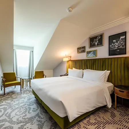 Hotel Saski Curio Collection By Hilton