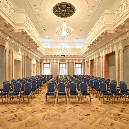 Hotel Saski Curio Collection By Hilton 5*