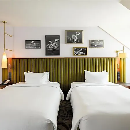 Szálloda Saski Curio Collection By Hilton