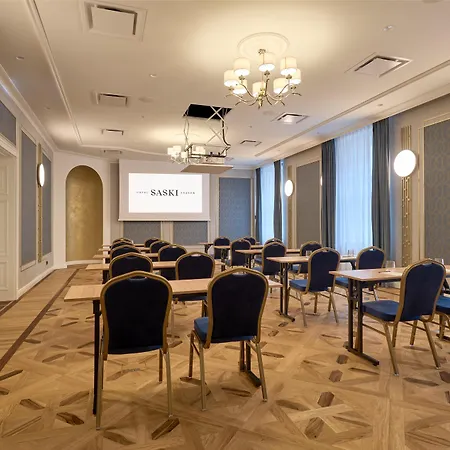 ホテル Saski Curio Collection By Hilton 5*