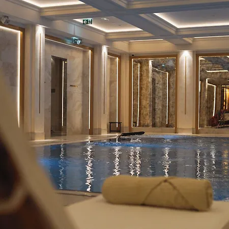 Saski Curio Collection By Hilton Готель 5*