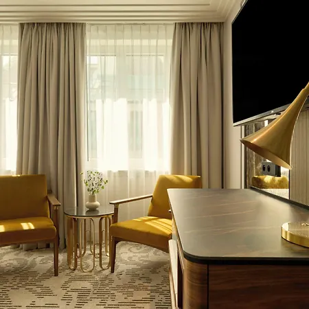Saski Curio Collection By Hilton ホテル
