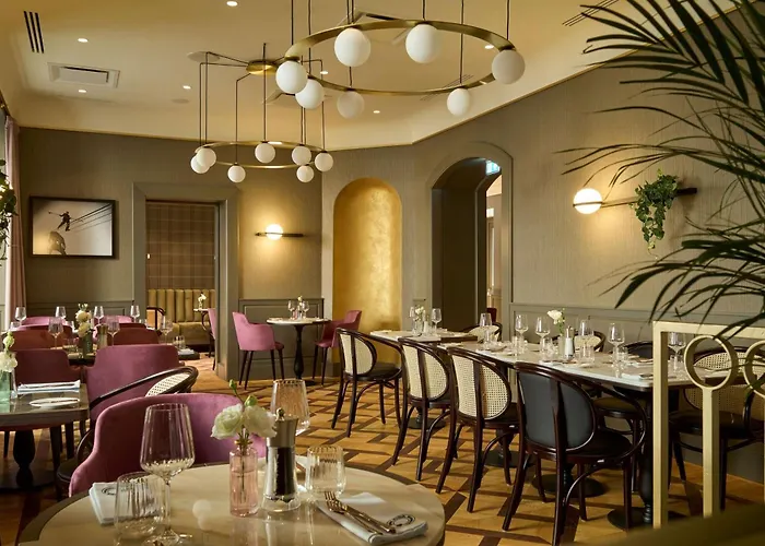 Saski Curio Collection By Hilton Hotel 5*