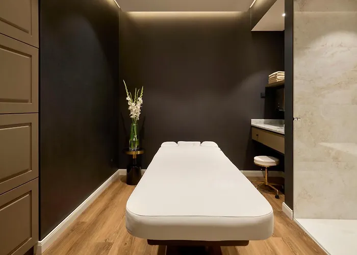 Saski Curio Collection By Hilton 5*