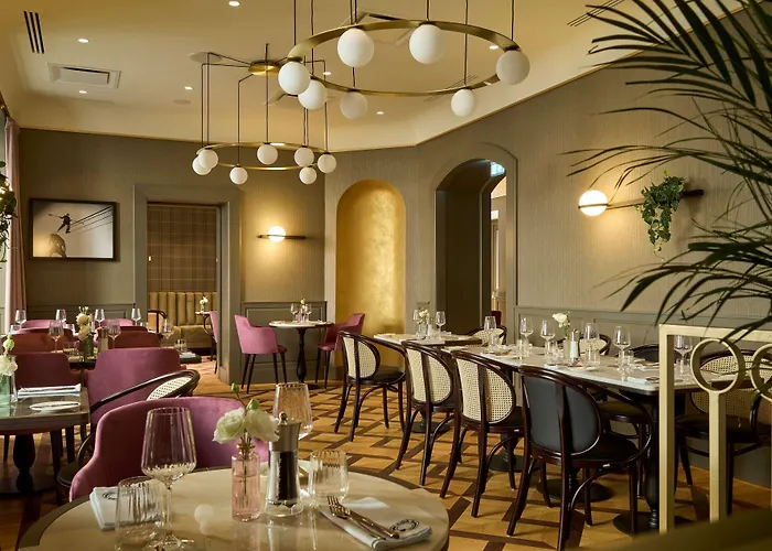 Saski Curio Collection By Hilton Kraków