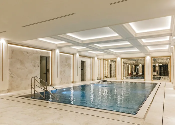 Отель Saski Curio Collection By Hilton 5*