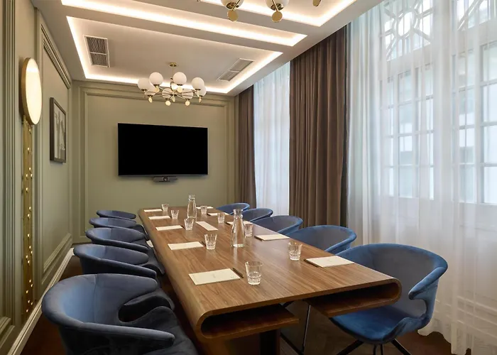 Saski Curio Collection By Hilton Hotel 5*