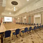 Saski Curio Collection By Hilton Krakow
