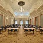 Saski Curio Collection By Hilton Krakow