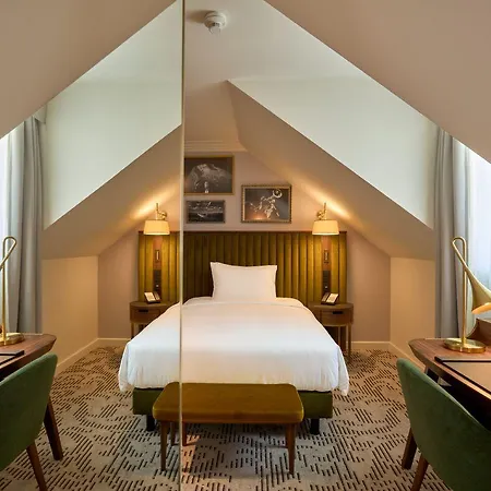 Hotel Saski Curio Collection By Hilton