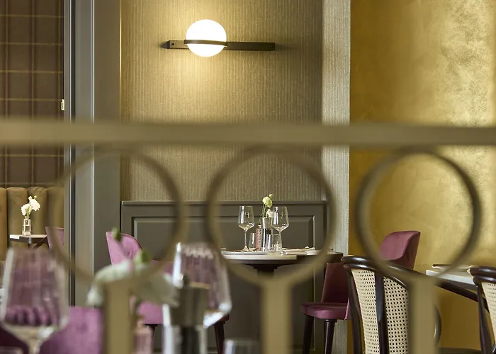 Hotel Saski Curio Collection By Hilton 5*